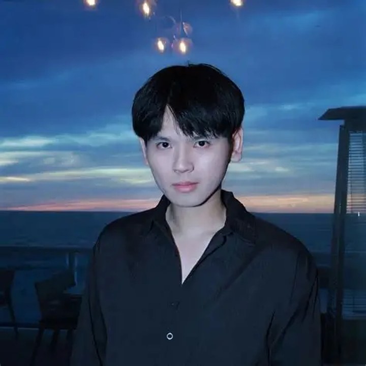 Kaichen Zhou